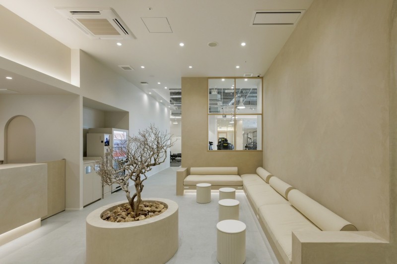 ラウンジ